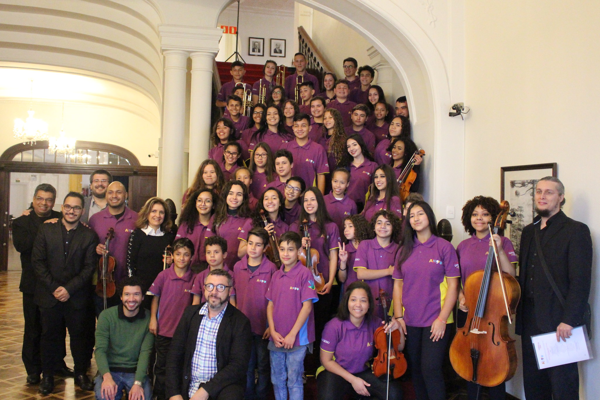 Alunos da São Roque participam de concerto de lançamento da Orquestra Infantil Alegro