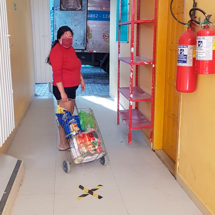 Programa Alcance realiza mais uma entrega de cestas básicas