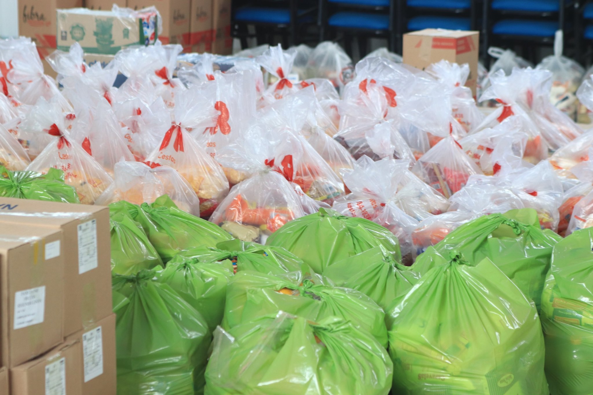 Programa Alcance entrega as cestas básicas do mês de julho