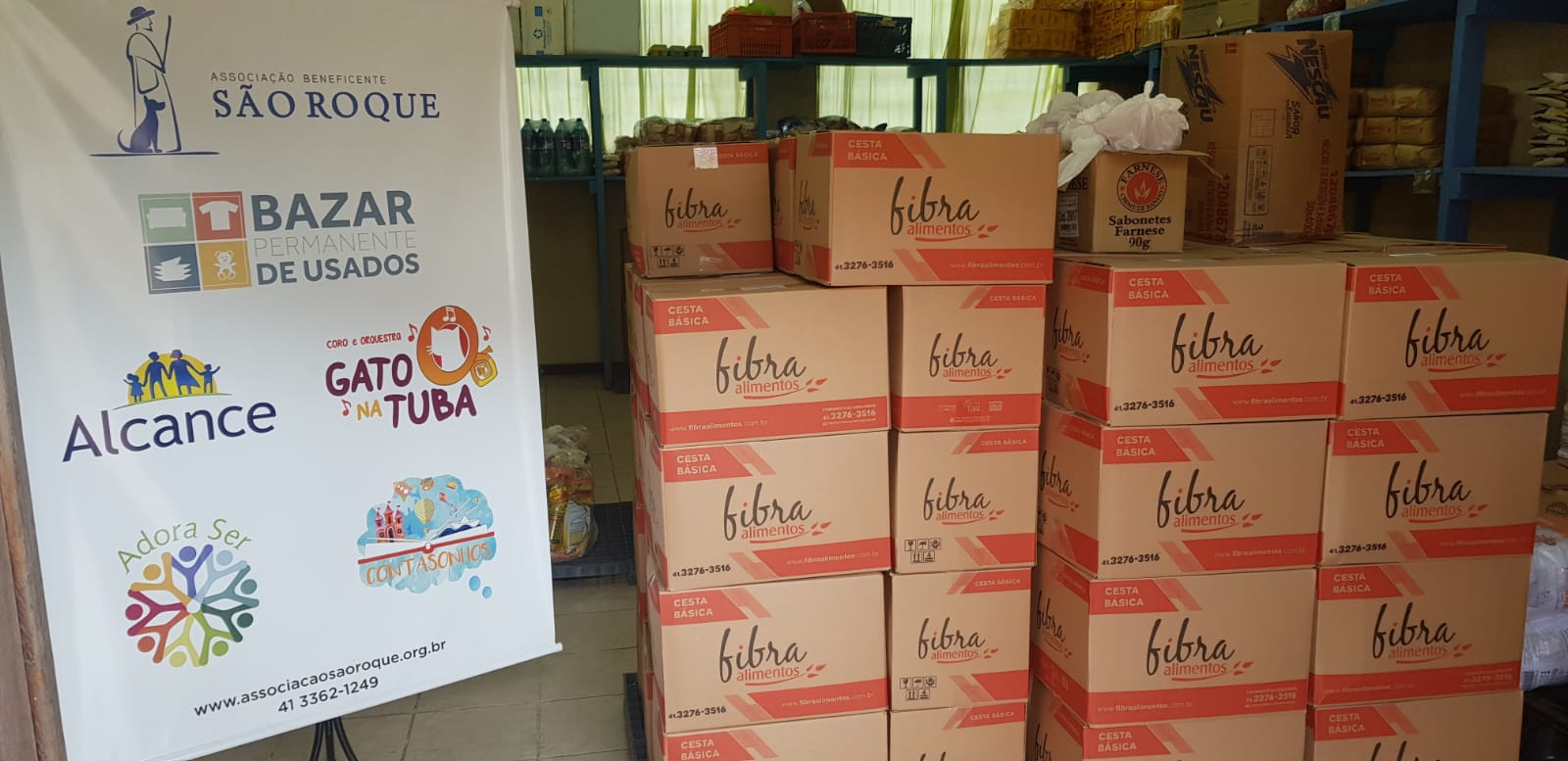 Agradecimento às empresas que doaram alimentos e itens de higiene