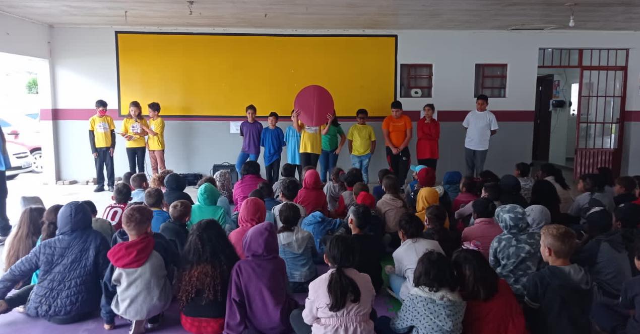 Contasonhos realiza ação na Escola Henrique de Souza