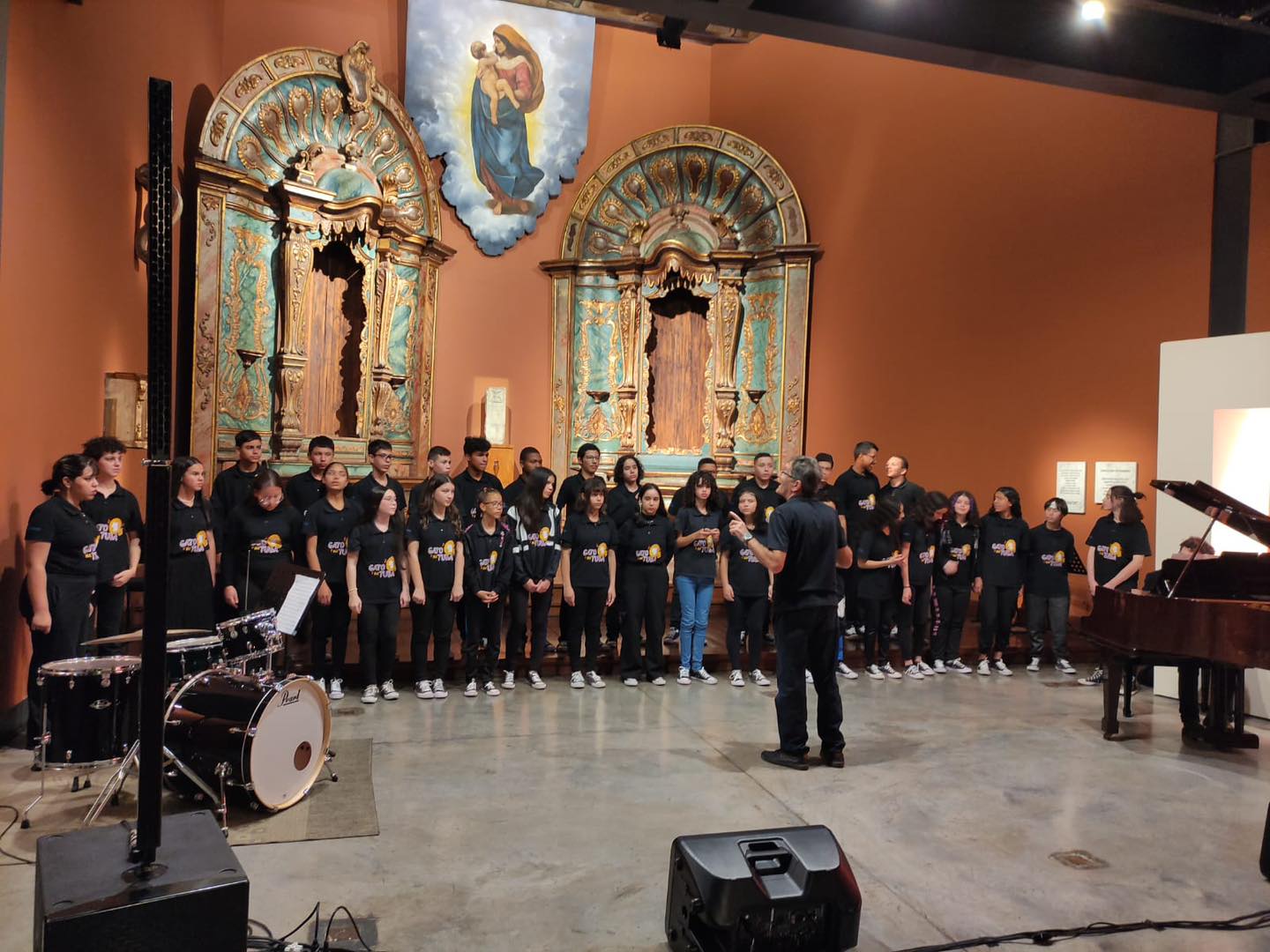 Coro Juvenil Gato na Tuba participa do Encontro de Coros de Curitiba