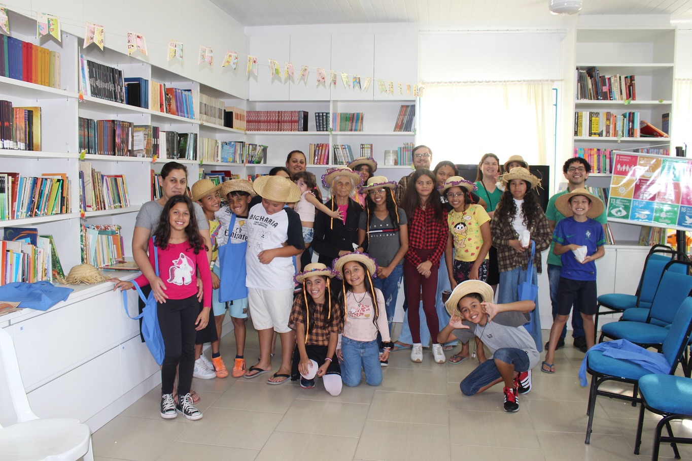 Núcleo de Literatura realiza Café Junino