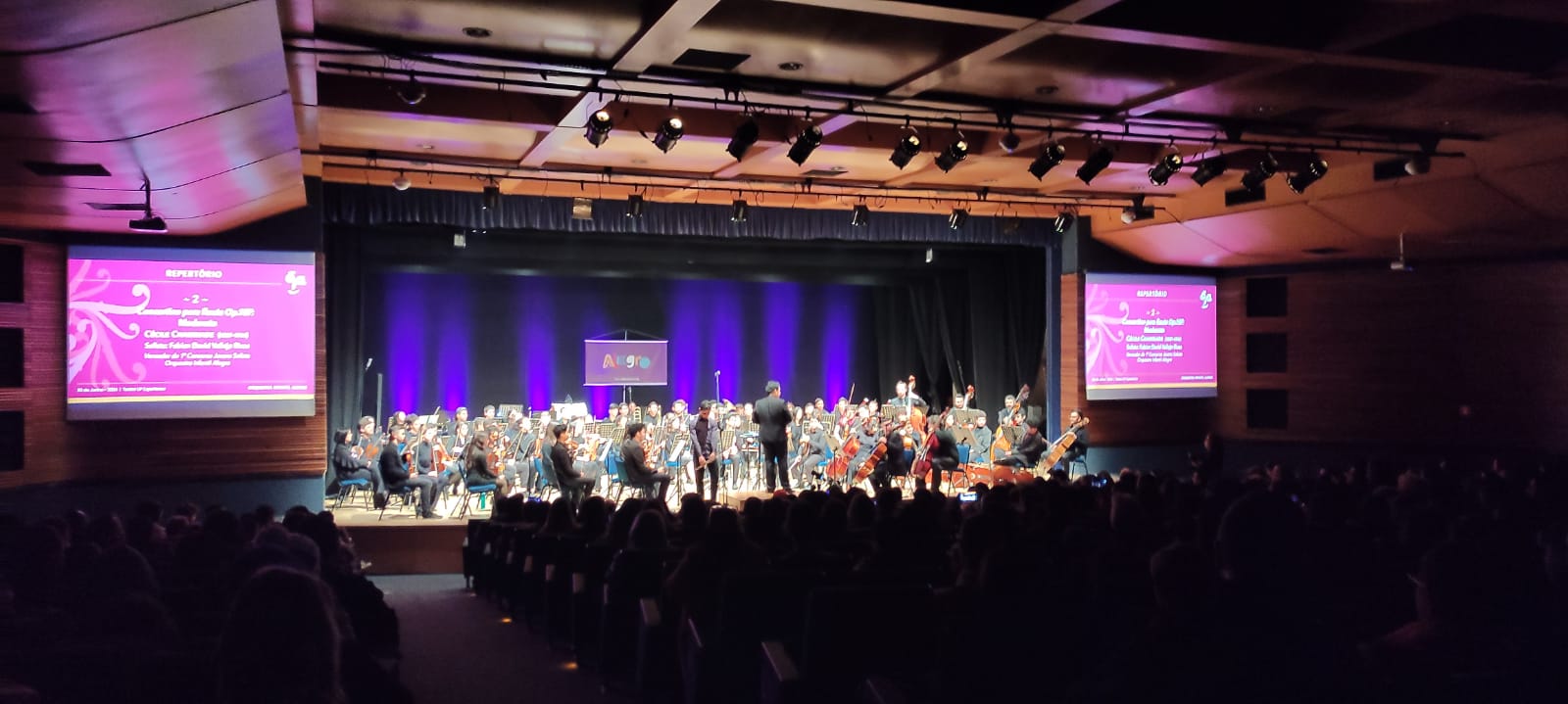 Alunos de Cordas se apresentam com a Orquestra Infantil Alegro